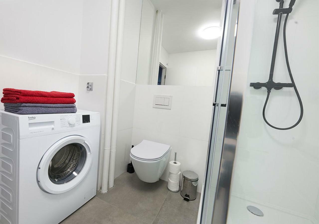 Aroma Apartments Rondo Onz Warsawa Bagian luar foto